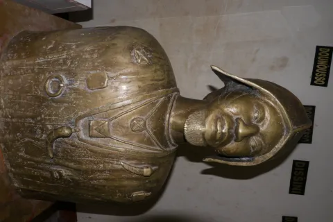 Le mausolée Tiéfo Amoro